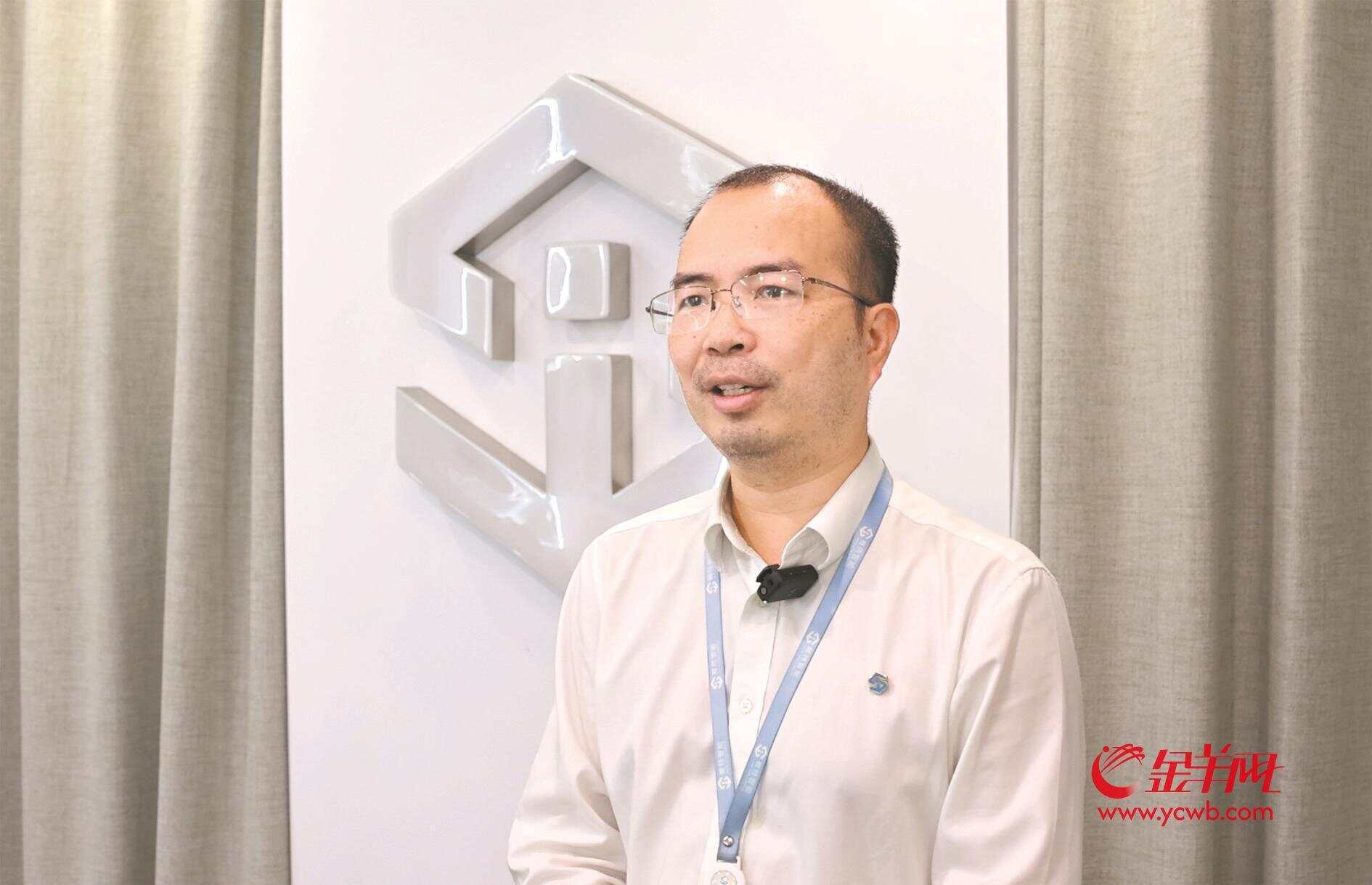 AI街道“清洁卫士”凌晨4时开始奔跑