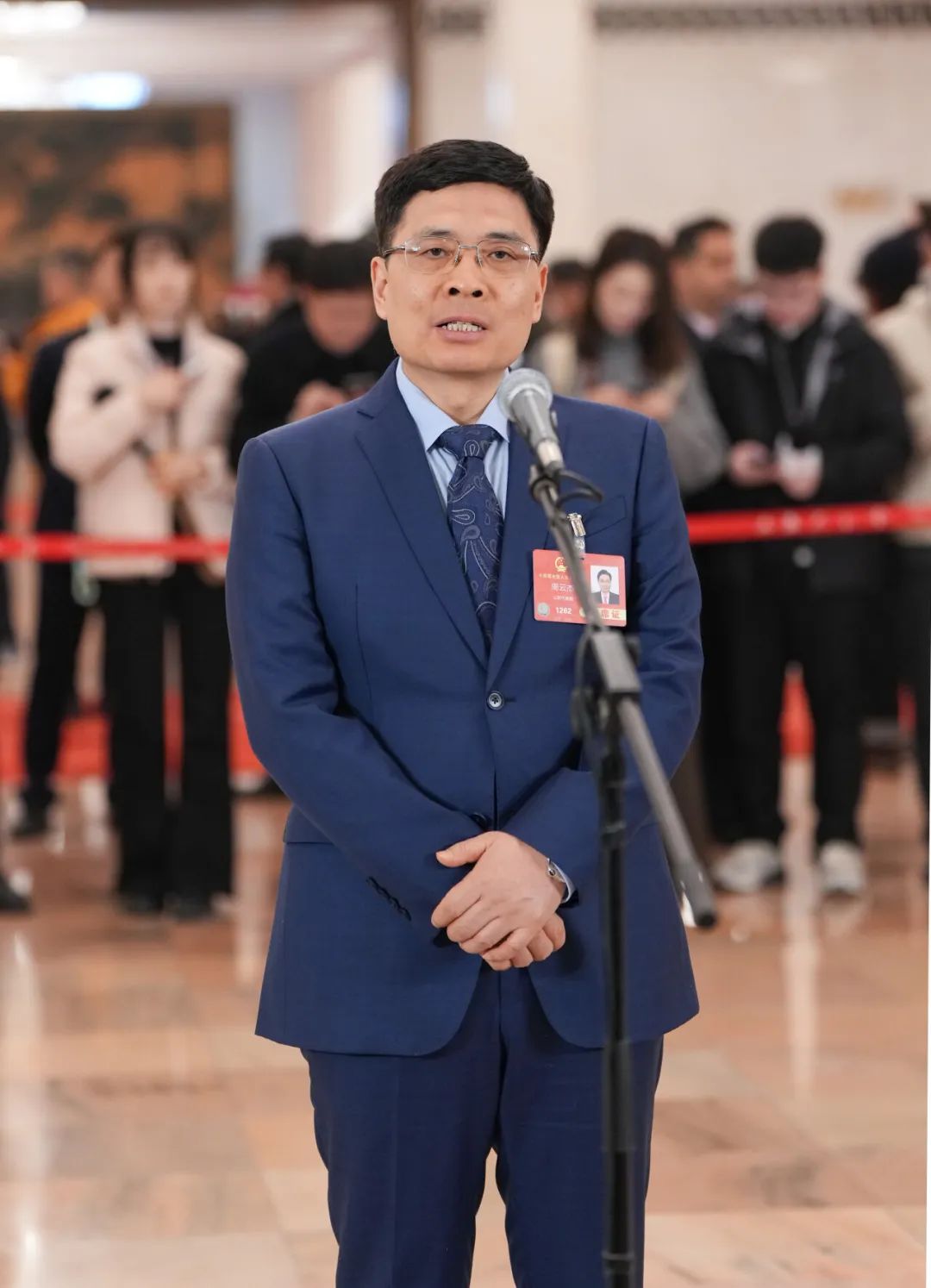 比DeepSeek还要dp比OpenAI还要open！周云杰谈AI应用→(图2)