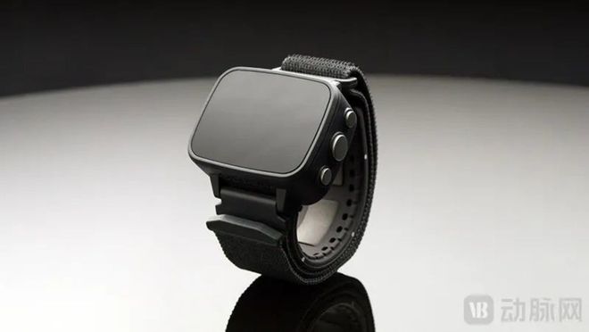 多个“首款”密集诞生可穿戴大步迈向“处方级”
