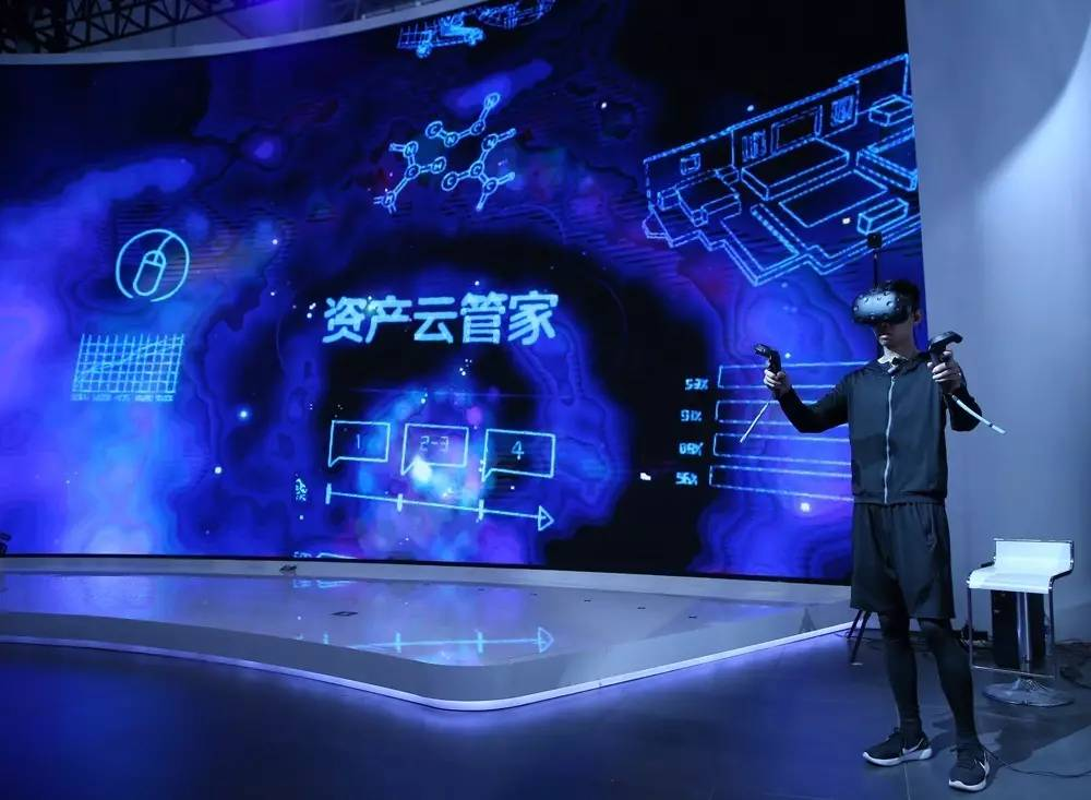 2017 CMEF：看GPS三大家各显神通(图4)