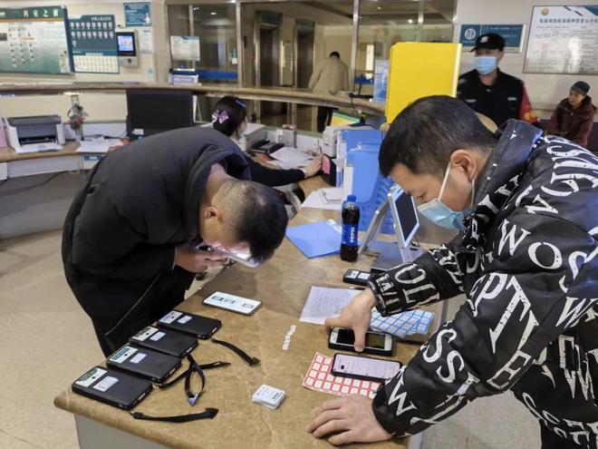 中国广电重庆公司首个5G广域专网专用物联网卡项目成功落地(图2)