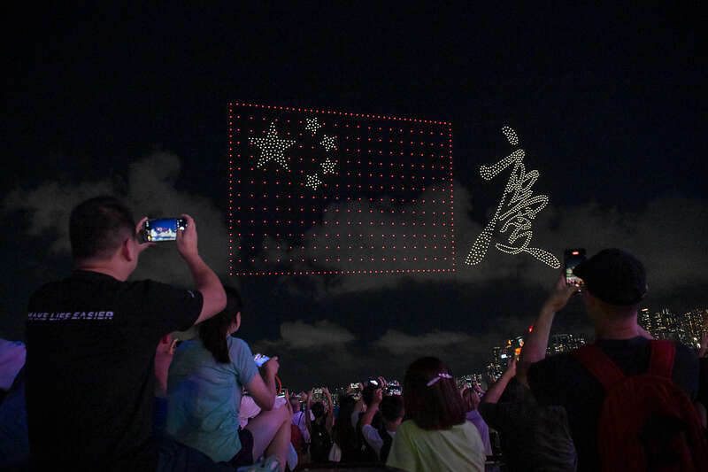 青年早新闻｜王楚钦孙颖莎冲击混双冠军 WTT中国大满贯今日赛程→(图2)