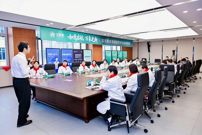 “2000元治肿瘤”赋能基层:张腾飞优雅疗法开启普惠医疗新纪元(图5) “2000元治肿瘤”赋能基层:张腾飞优雅疗法开启普惠医疗新纪元(图5)