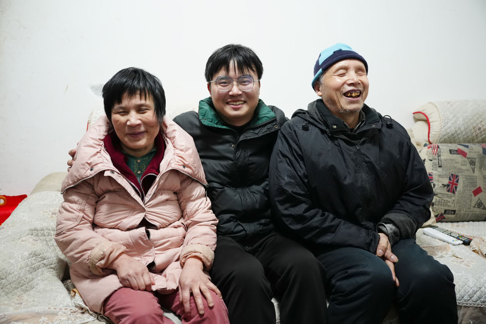 新春走基层·走笔｜追“光”少年温暖山乡路(图6)