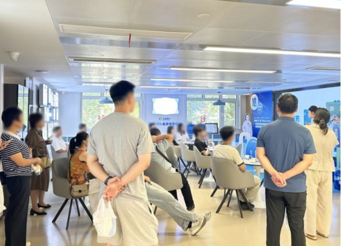 济南大学生近视手术怎么选？暑假摘镜黄金期选对方案少走弯路(图3)
