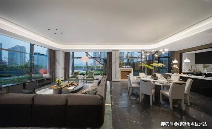 官方权威资讯江澜云境阁-销售中心小区实景、户型图鉴、最新售价、生活配套、地址热线、交房时间楼盘详情汇总(图2)